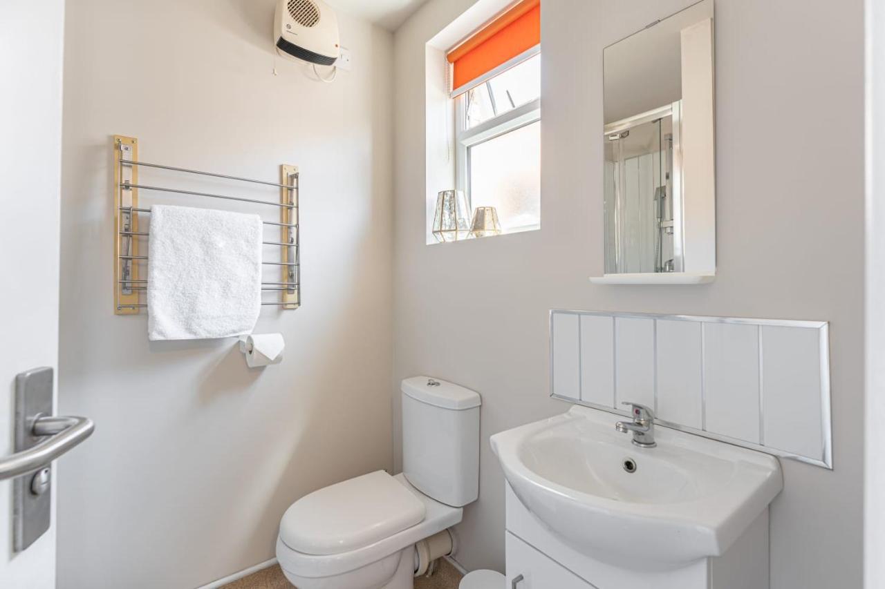 Superb One Bedroom Apartment In Coventry Cv1 *New* Εξωτερικό φωτογραφία
